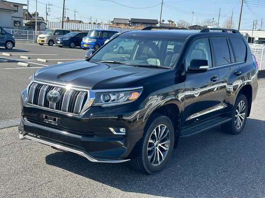 Prado petrol model 2019 image 1