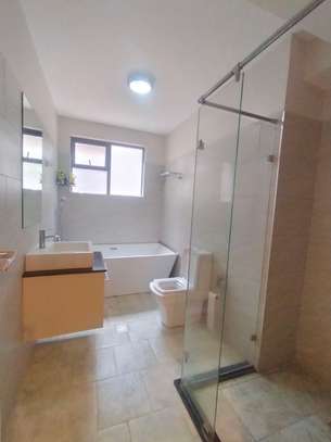 3 Bed Apartment with En Suite in Lavington image 16