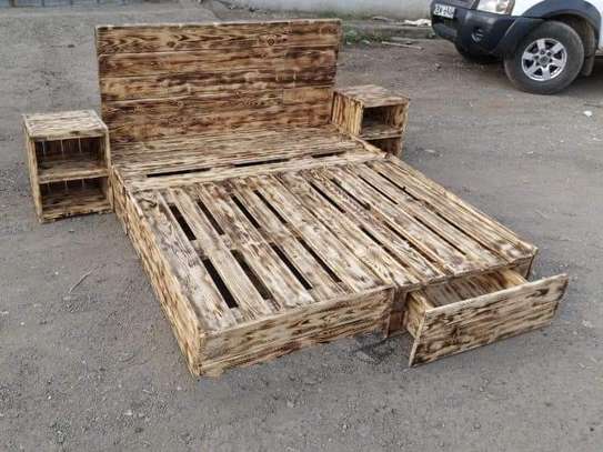 Queen Size Pallets Beds image 4