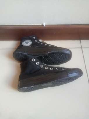 Black rubber shoes size 38 no laces image 1
