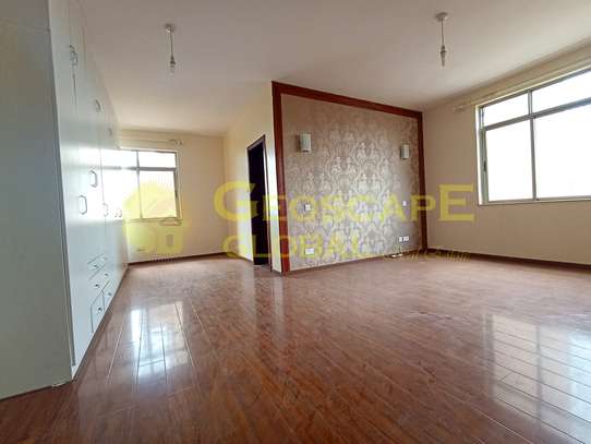 3 Bed Apartment with En Suite in Kileleshwa image 6