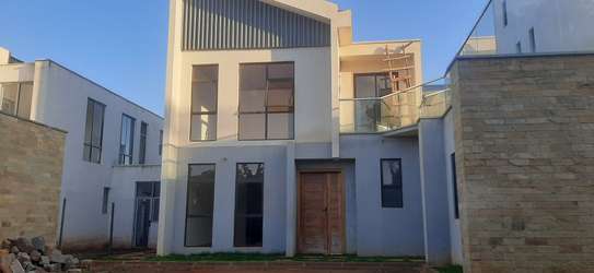 4 Bed Villa with En Suite at Green View Villas image 19