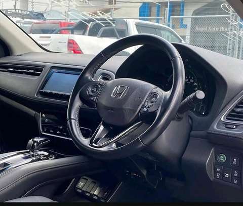 Honda Vezel hybrid 4wd Blue 2017 image 5