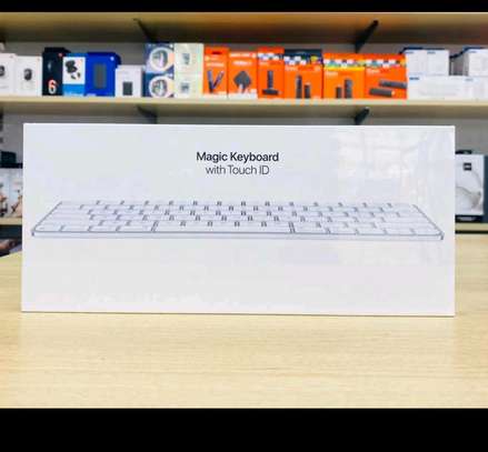 Magic keyboard image 1