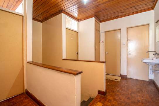 3 Bed House with En Suite in South B image 2