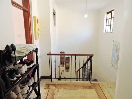 4 Bed Apartment with Backup Generator at Mvuli Road image 16