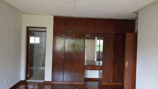 3 Bed Apartment with En Suite at Kileleshwa Estate Nairobi image 4