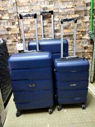 3 in 1 luxurious fibre suitcase image 3