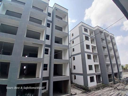 Selling 3 Bedroom Apartment Syokimau image 1