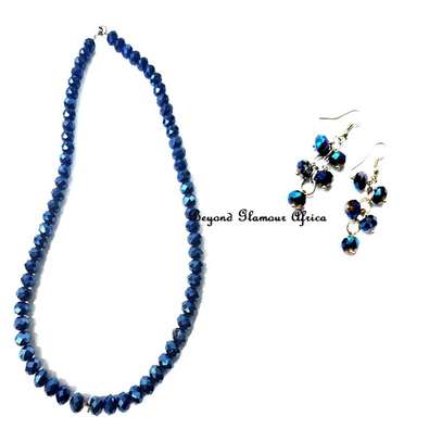 Blue crystal necklace with beaded earrings set image 4
