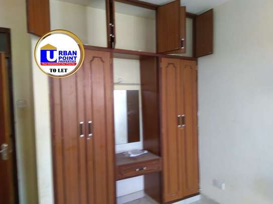 Furnished 2 Bed Apartment with Lift at Vescon Area image 6