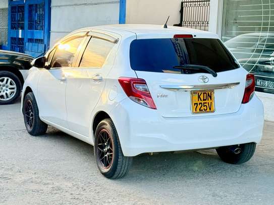 Toyota vitz 1300cc image 6