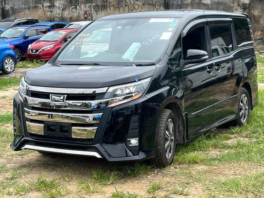 TOYOTA NOAH (WE ACCEPT HIRE PURCHASE) image 4