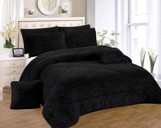 Fluffy duvets with 1 bedsheets 4pillowcases image 1
