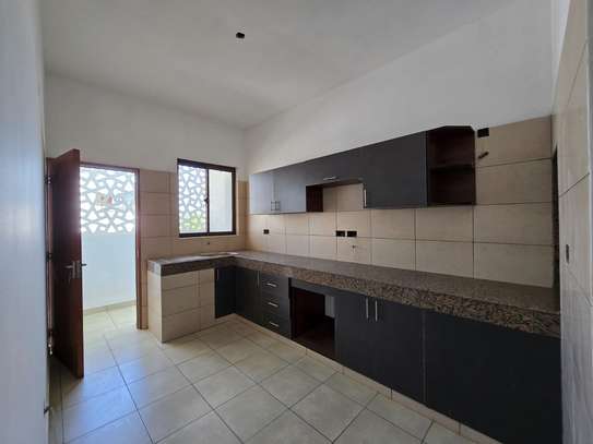 2 Bed Apartment with En Suite at Mtambo Road image 6
