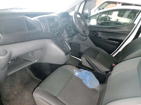 Nissan NV200 2015 image 7