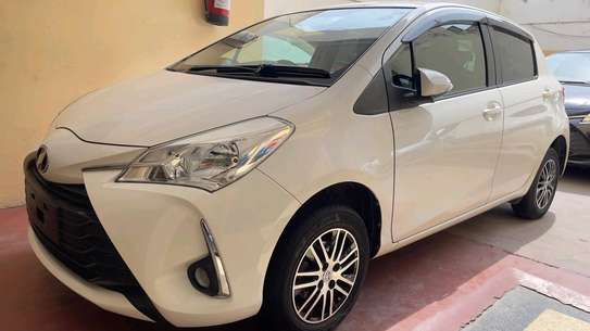 Toyota vitz 1300cc 2019 image 4