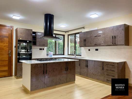 4 Bed Townhouse with En Suite in Karen image 3