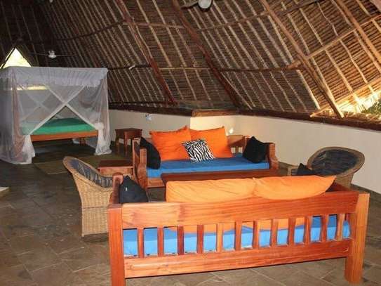 5 Bed House with En Suite in Diani image 10