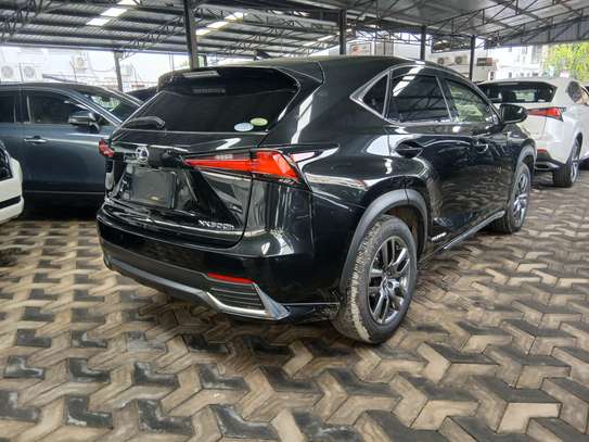 Lexus Nx200h Black image 5