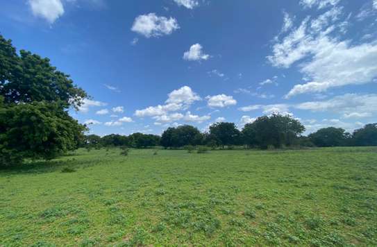 220 Acres Land Located in Malindi Galana Is For Sale image 1