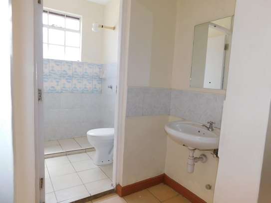 3 Bed Apartment with Parking at Makongeni image 5