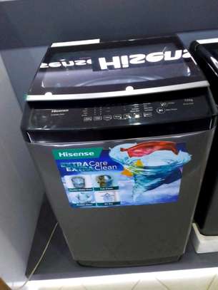 Hisense washing machine 13kg Top load image 1