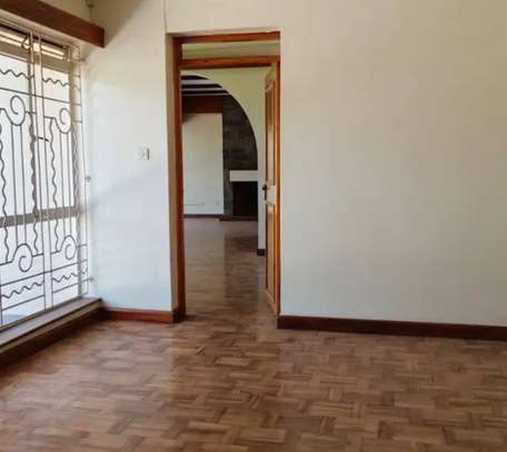 4 Bed House with En Suite in Thigiri image 6