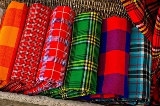 Maasai Shuka Throw Throw Blanket image 1
