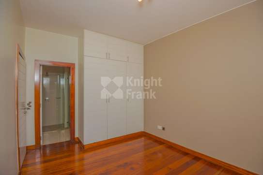 3 Bed Apartment with En Suite in Westlands Area image 8