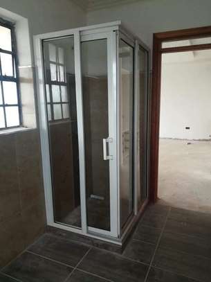 Shower Cubicles with Aluminum & glass installation image 9