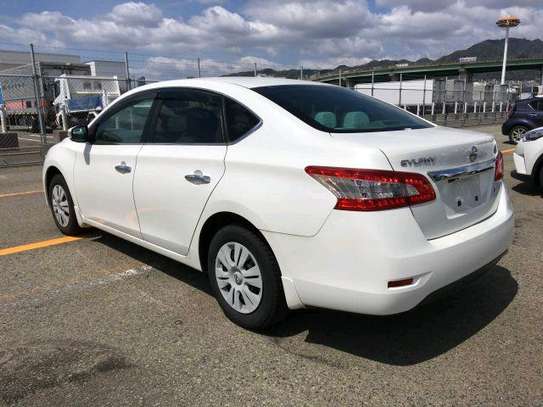 NISSAN SYLPHY image 6