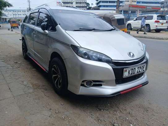Toyota wish 2014model image 3