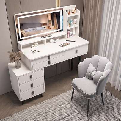 Dressers: Modern Expansive Gray Vanity Set image 3