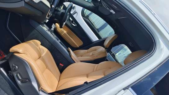 Volvo XC60 D4  4wd sunroof image 7