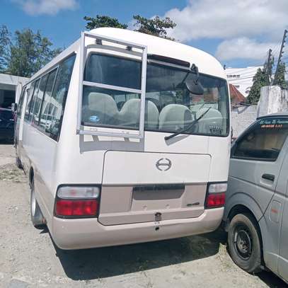 HINO 2015MODEL MANUAL DIESEL. image 7