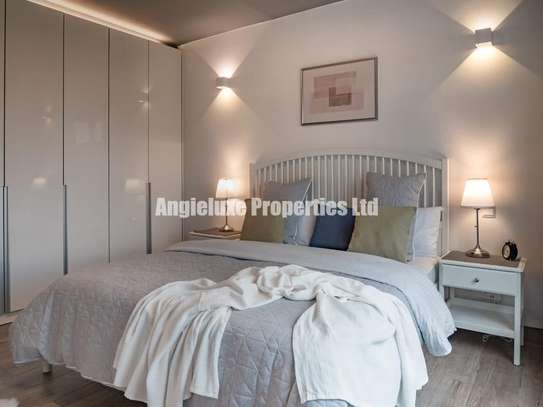 Serviced 2 Bed Apartment with En Suite at Dennis Pritt Road image 27