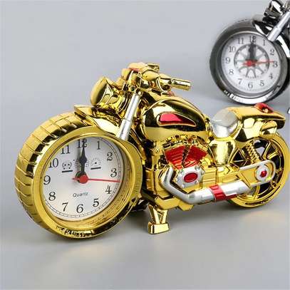 Creative retro motorcycle mode alarm clock image 1