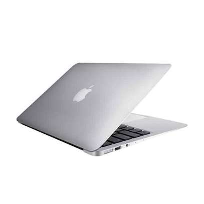 MacBook Air 2011 image 2