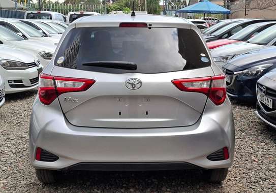 Toyota vitz white color hybrid 1300cc fully loaded 2018. image 8