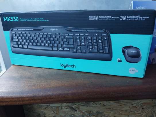 Logitech Wireless Keyboard & Mouse MK330 image 2
