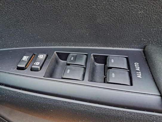 Toyota axio G grade 2018model 1500cc image 6