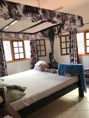 5 Bed Villa with En Suite in Malindi image 27