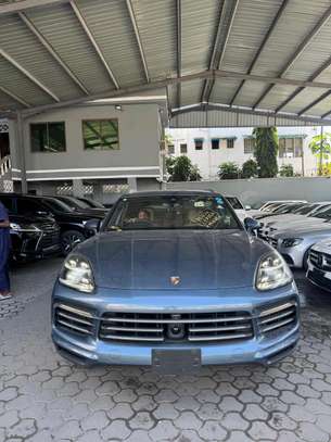 Porsche cayenne Blue 2018 image 1