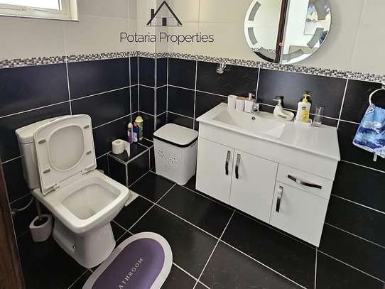 2 Bed Apartment in Westlands Area image 11