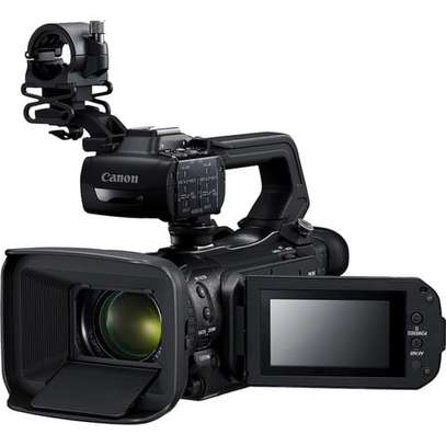 Canon XA55 UHD 4K30 Camcorder with Dual-Pixel Autofocus image 8