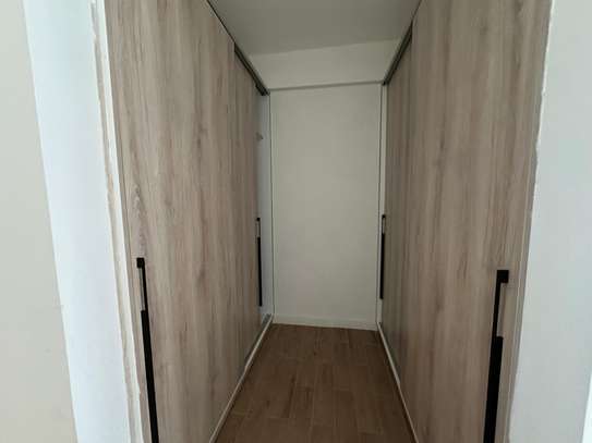 1 Bed Apartment with En Suite at Lavington image 4