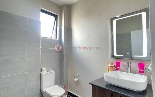 Serviced 3 Bed Apartment with En Suite in Kilimani image 4