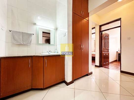 4 Bed Apartment with Parking in Parklands image 39
