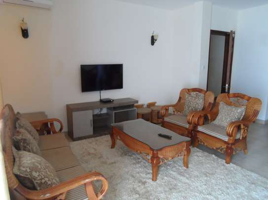 Furnished 3 bedroom apartment for rent in Nyali Area image 12